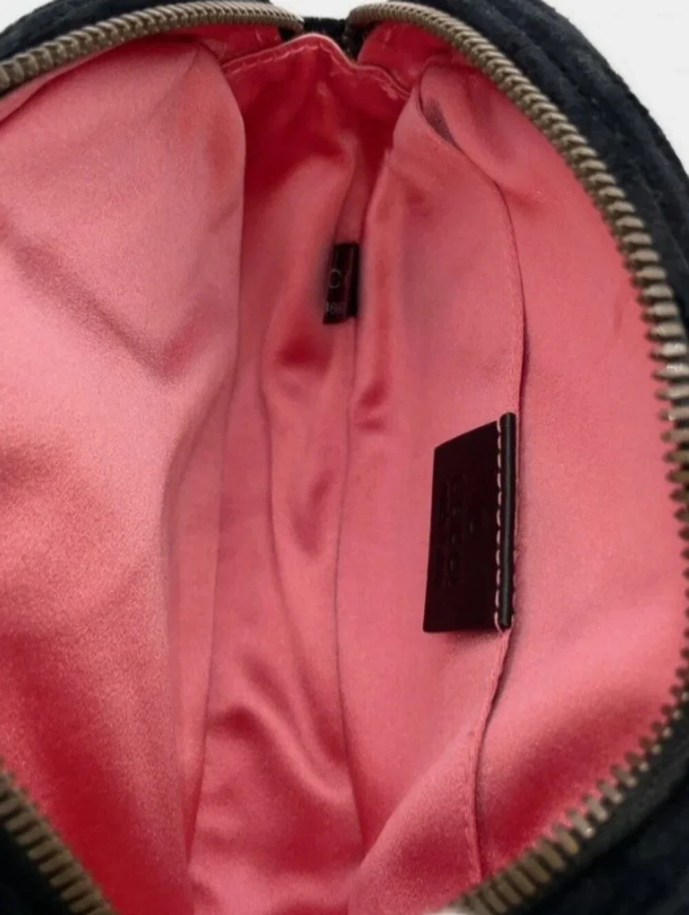 SALE! Gucci Black Velvet GG Marmont Body Waist Bag W/DB - Picture 8 of 16